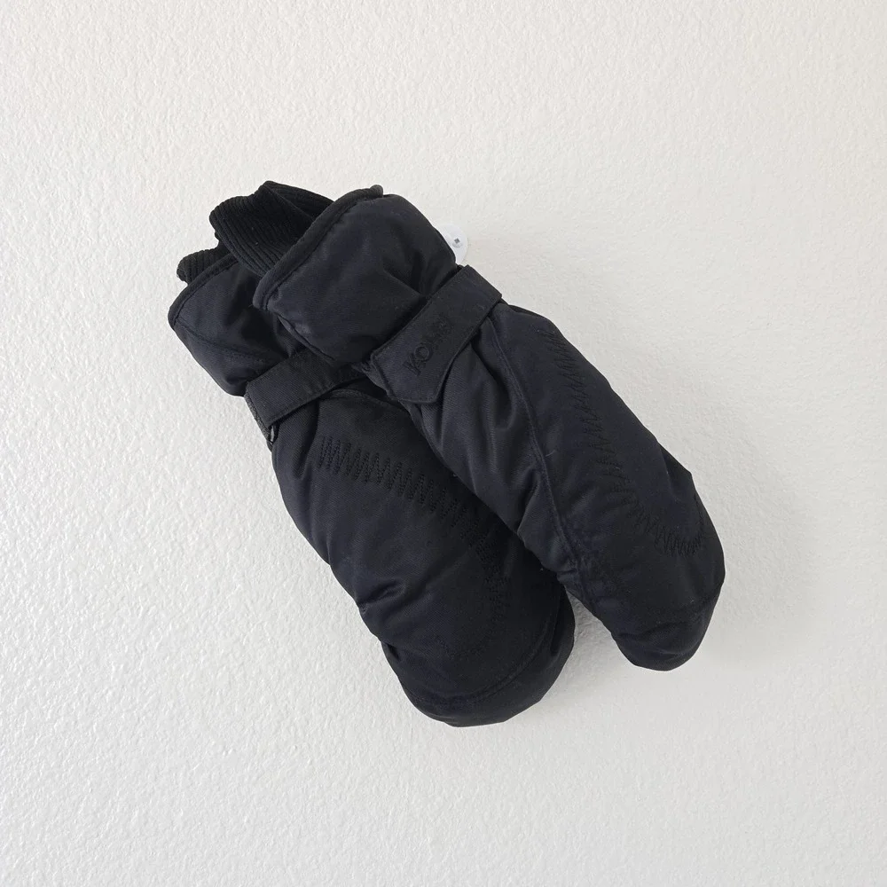 Kombi Waterguard Nlack Mittens  Women's Size Medium New No Tag  Skiing Winter